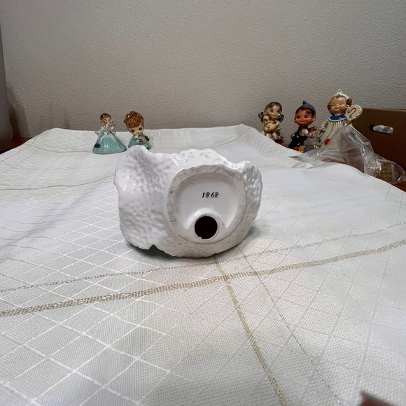 1960s Vintage Lefton #1868 Southern Belle Girl, Ceramic Porcelain Figurine - Picture 6 of 10